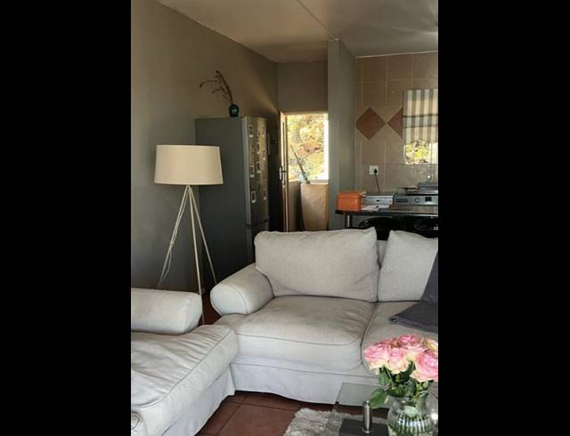 3 BEDROOM APARTMENT FOR SALE IN SUNNYROCK